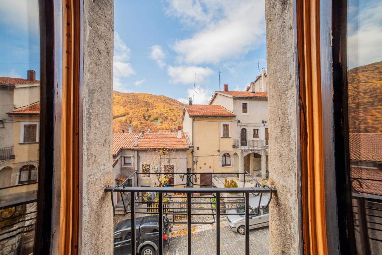 Dimora Fresilia Casa Vacanze Opi Zewnętrze zdjęcie